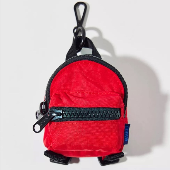 BAGGU Mini Backpack Bag Charm Candy Apple - Picture 1 of 2